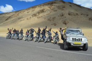 Motorcycle tour from Srinagar to leh